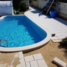 Piscine Extérieure en Béton : Conception sur Mesure pour un Espace de Détente Exceptionnel Courcouronnes